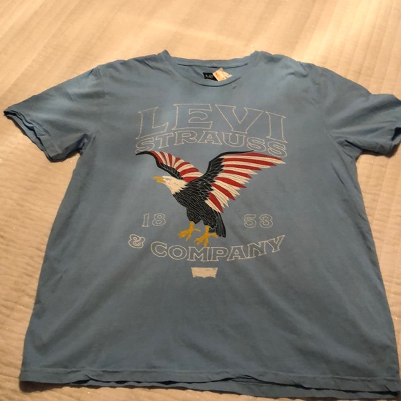Levi's Other - Levi t shirt